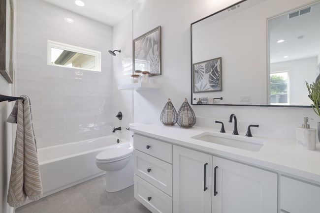 1703 Piedmont Ave, House other with 4 bedrooms, 4 bathrooms and 2 parking in Austin TX | Image 28