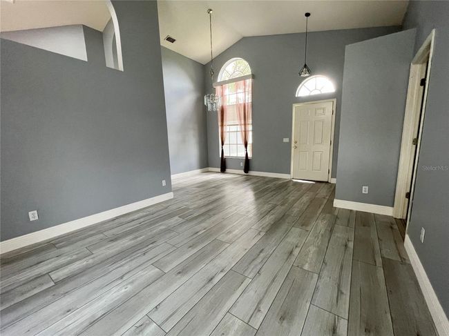 18013 Palm Breeze Dr, House other with 3 bedrooms, 2 bathrooms and null parking in TAMPA FL | Image 6