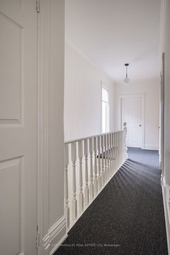 72 Oak Ave, House other with 3 bedrooms, 1 bathrooms and 1 parking in Hamilton ON | Image 33