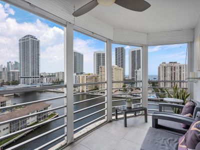 1407 - 100 Golden Isles Dr, Condo with 2 bedrooms, 2 bathrooms and null parking in Hallandale Beach FL | Image 3