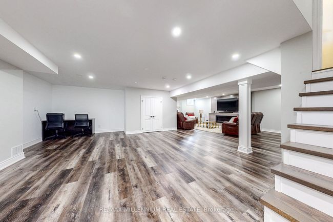 19 Mitchell Cres, House other with 5 bedrooms, 4 bathrooms and 7 parking in Mono ON | Image 24