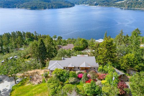 526 Bayview Pl, North Cowichan, BC, V9L5X7 | Card Image