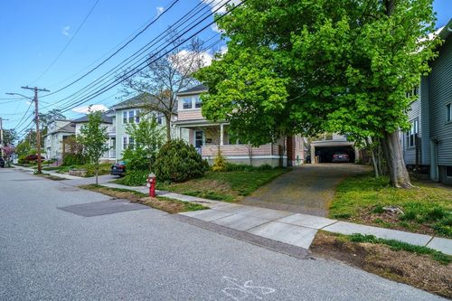 9 Fairview Ave, Watertown, MA, 02472-1218 | Card Image