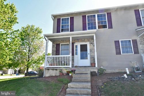 1117 Sterling Pl, LANCASTER, PA, 17603-8842 | Card Image