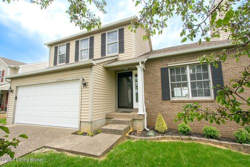 6702 Shallow Rock Dr, Louisville, KY, 40299-4264 | Card Image