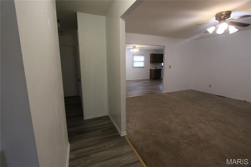 10635 Aylesford Dr, Saint Louis, MO, 63136-3303 | Card Image