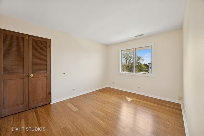 APT-205 - 1121-W Hinswood Dr, Condo with 2 bedrooms, 2 bathrooms and 1 parking in Darien IL | Image 15