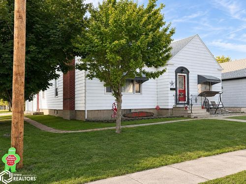 126 W 2nd Street, Kanawha, IA, 50447 | Card Image