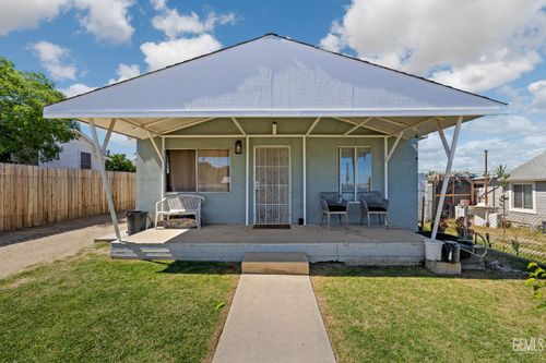 511 Rose Ave, Taft, CA, 93268-4129 | Card Image