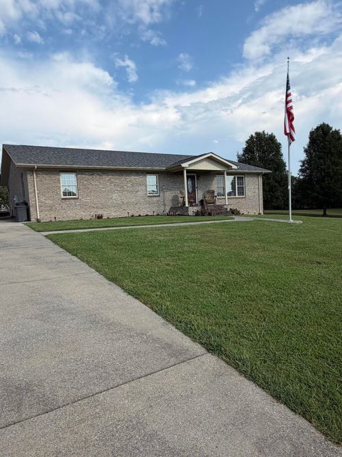 506 Ridgefield Dr, Liberty, KY, 42539-6590 | Card Image