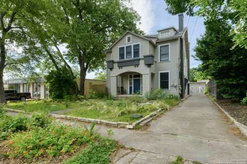 124 W Mistletoe Ave, San Antonio, TX, 78212-4392 | Card Image