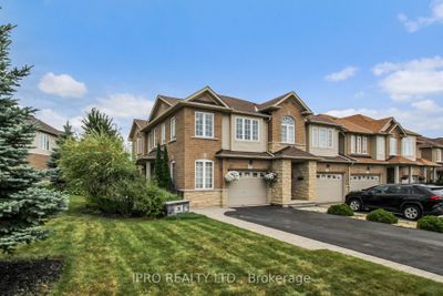 78 Cedarville Dr, Home with 3 bedrooms, 3 bathrooms and 5 parking in Stoney Creek ON | Image 1