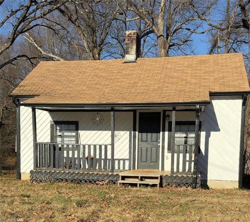 1104 Rucker St, Greensboro, NC, 27407-2246 | Card Image