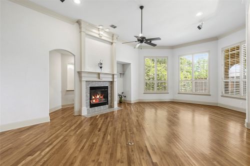 6308 Kiest Forest Dr, Frisco, TX, 75035-7457 | Card Image