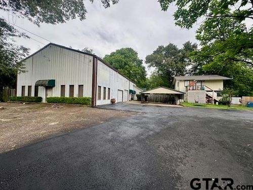 2209 &amp; 2011 E Old Hwy 80, White Oak, TX, 75693 | Card Image