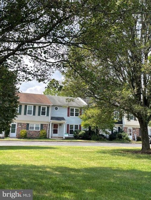 410 Forest Ct, WARRENTON, VA, 20186-2085 | Card Image