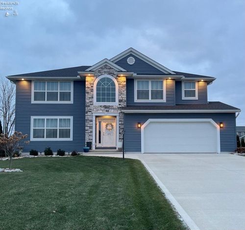 608 Summerfield Place, Huron, OH, 44839 | Card Image