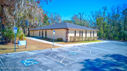 605 Lamar Ave, Brooksville, FL, 34601-3211 | Card Image