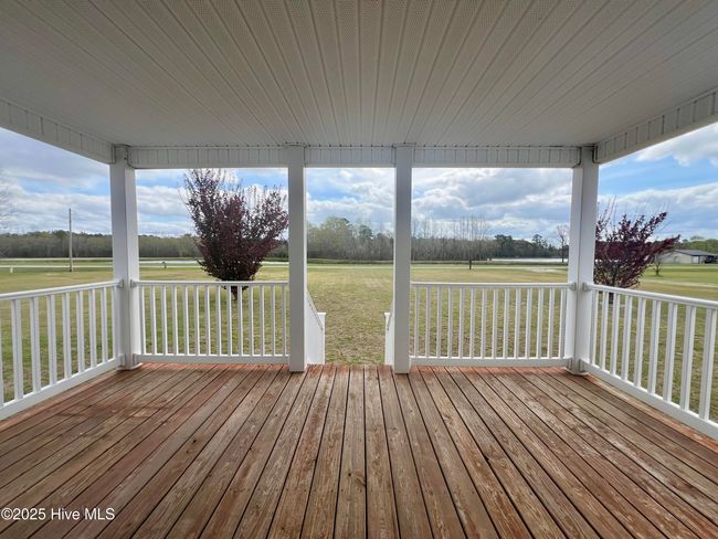 5131 Haynes Lennon Hwy, House other with 3 bedrooms, 2 bathrooms and null parking in Chadbourn NC | Image 7