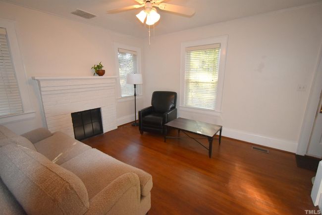 Photo #4 | Image 4