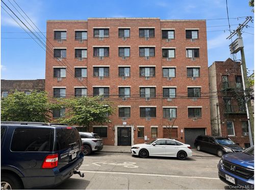 856 E 213th Street, New York, NY, 10467 | Card Image
