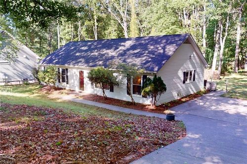 5308 Westrock Dr, Pfafftown, NC, 27040-9377 | Card Image