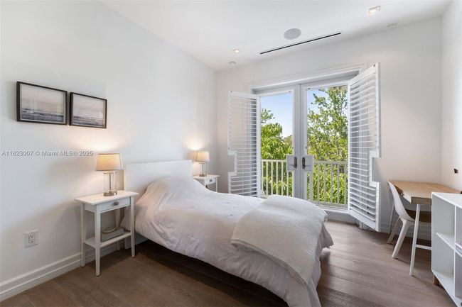 220 Cypress Dr, House other with 5 bedrooms, 6 bathrooms and null parking in Key Biscayne FL | Image 33