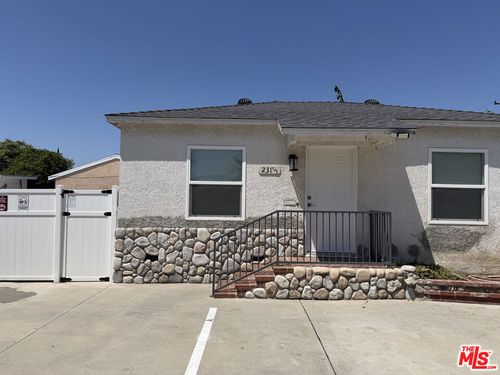 unit-a-231 Waldo Ave, Fullerton, CA, 92833-2846 | Card Image