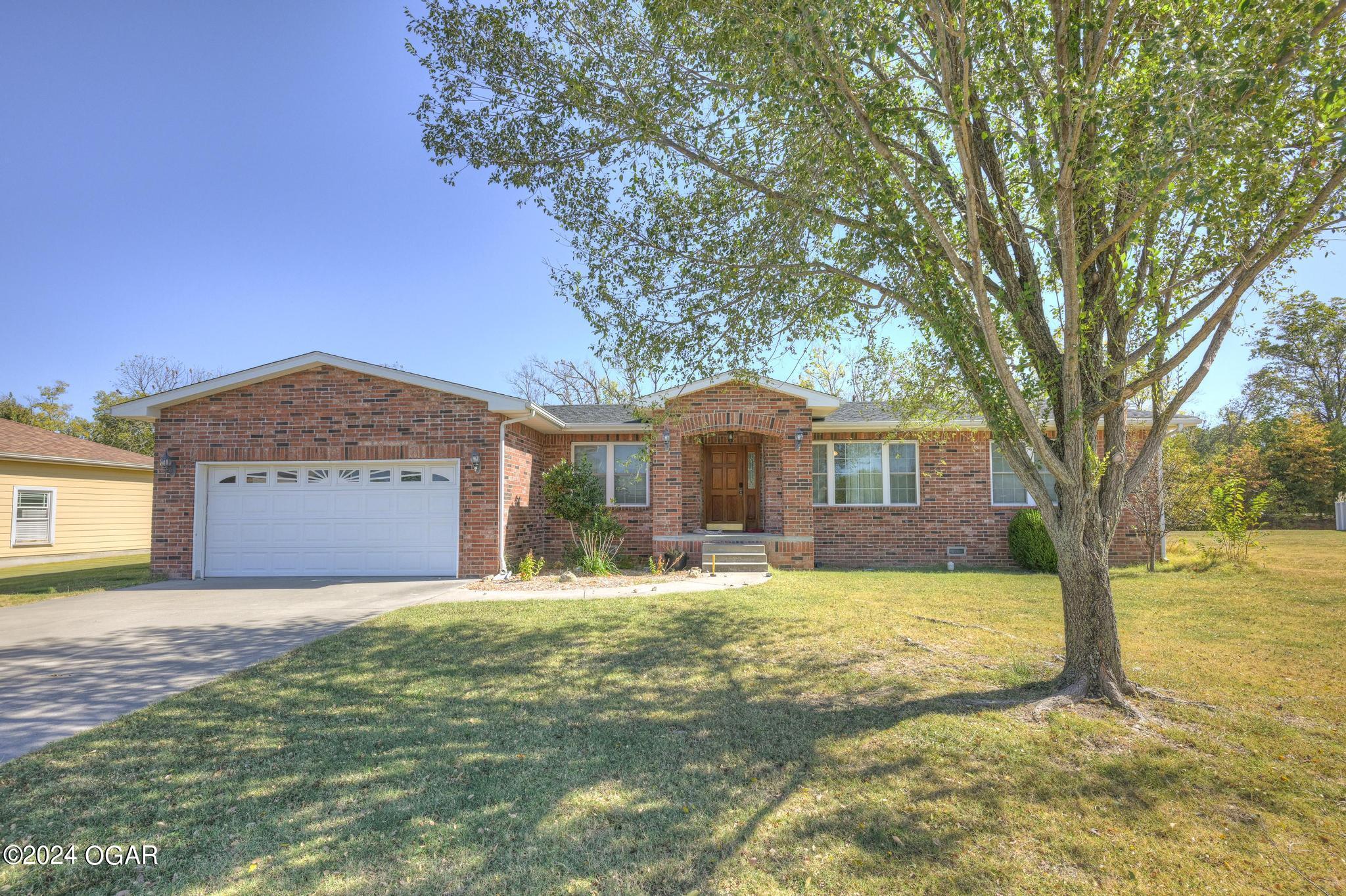 University Cir, Joplin, MO 64801