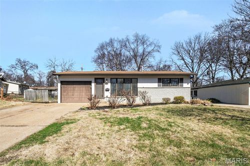 1125 Florland Drive, Florissant, MO, 63031 | Card Image