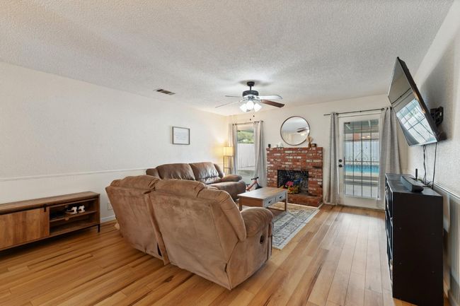 1045 Clover Ln, House other with 3 bedrooms, 0 bathrooms and null parking in Hanford CA | Image 6
