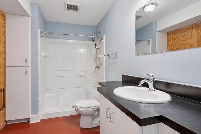 3/4 bath in ADU | Image 48