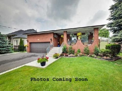 20 Garden Ave, Richmond Hill, ON, L4C6L9 | Card Image