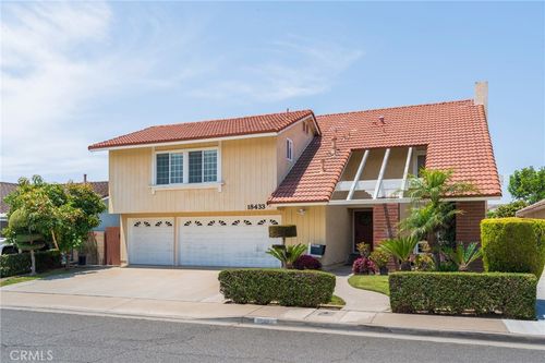 18433 Santa Belinda, Fountain Valley, CA, 92708-5628 | Card Image