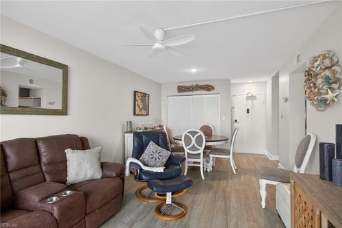 1214-3288 Page Ave, Virginia Beach, VA, 23451-1043 | Card Image