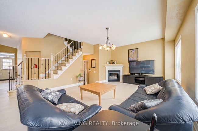 70 Russell Hill Rd, House other with 3 bedrooms, 3 bathrooms and 2 parking in Markham ON | Image 12