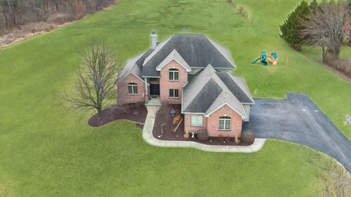 6957 E Wildwood Rd, STILLMAN VALLEY, IL, 61084-9407 | Card Image