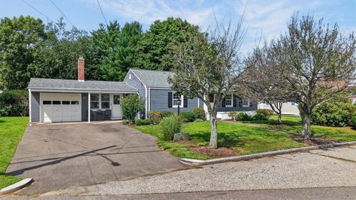 120 Weeden Ave, Rumford, RI, 02916-1737 | Card Image