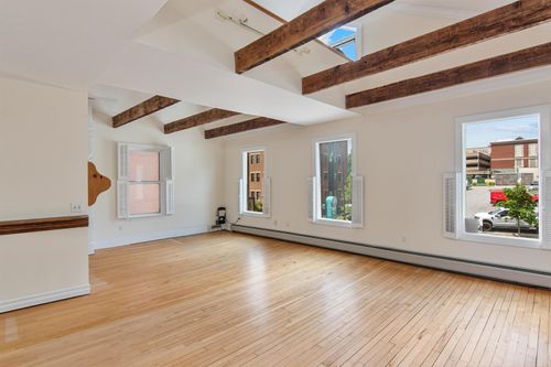 unit-a-2-89 College St, Burlington, VT, 05401-8426 | Card Image