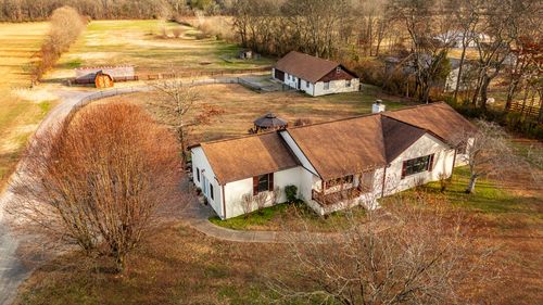 170 Upper Station Camp Crk Rd, Gallatin, TN, 37066-8548 | Card Image