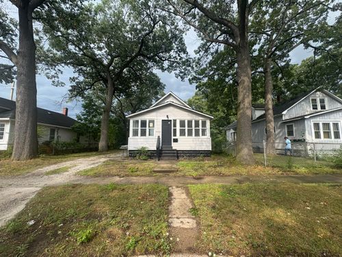 2933 Baker St, Muskegon Heights, MI, 49444-2147 | Card Image