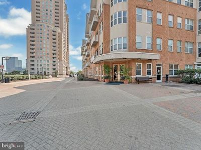 321 - 23 Pierside Drive, Condo with 2 bedrooms, 2 bathrooms and null parking in BALTIMORE MD | Image 1