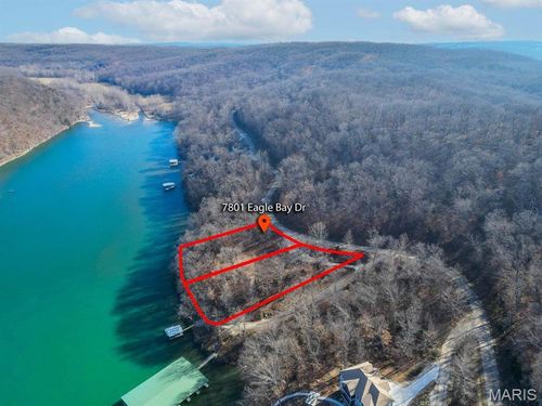 7801 Eagle Bay Dr, GRAVOIS MILLS, MO, 65037-4217 | Card Image