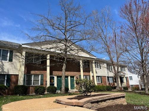 1767 High School Dr, Brentwood, MO, 63144-1701 | Card Image