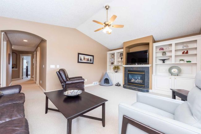 1212 Woodside Way Nw, Home with 4 bedrooms, 2 bathrooms and 4 parking in Airdrie AB | Image 26