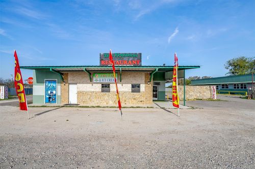 4920 Tin Top Rd, Weatherford, TX, 76087-8077 | Card Image