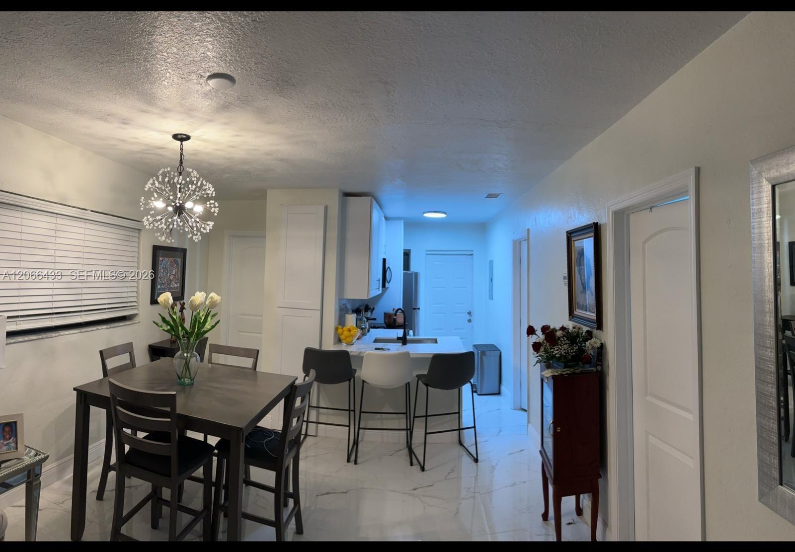 Residential Lease in Hollywood 3