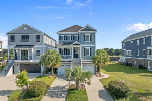 320 W Palms Dr, Myrtle Beach, SC, 29579-8525 | Card Image