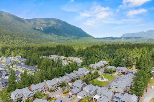 3098 Se 16th St, North Bend, WA, 98045-8685 | Card Image