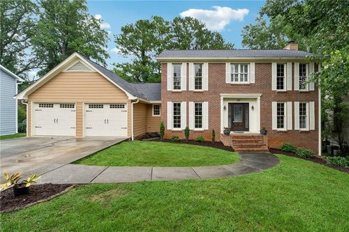 315 Sea Holly Cir, Roswell, GA, 30076-2905 | Card Image
